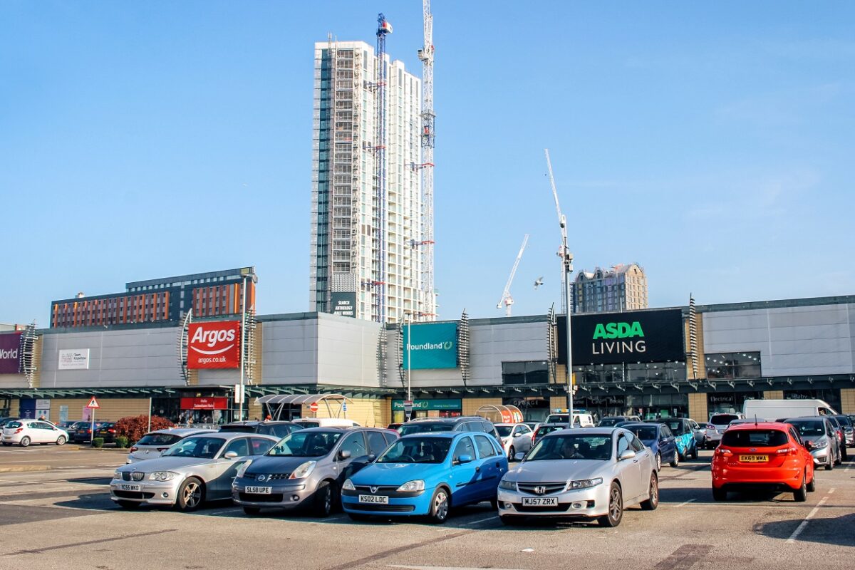 Parkolóban gázoltak halálra egy 78 éves nyugdíjas nőt