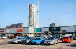 Parkolóban gázoltak halálra egy 78 éves nyugdíjas nőt