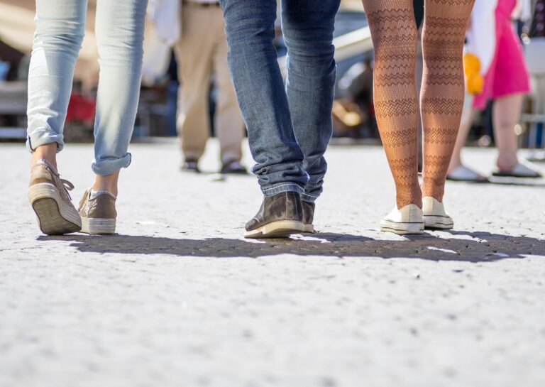 Kitálalt egy örökbefogadott fiú – meghökkentő részleteket árult el a családról