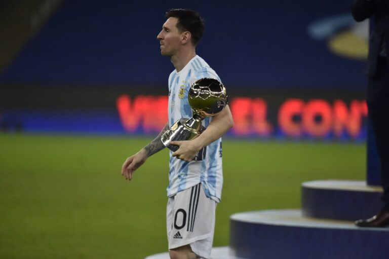 Nagyon súlyos autóbalesetet szenvedett Lionel Messi húga – égési- és gerincsérülései is vannak