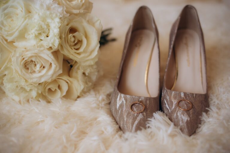 Több mint 7 métert zuhant egy menyasszony az esküvő éjszakáján – a tüdeje is összeomlott