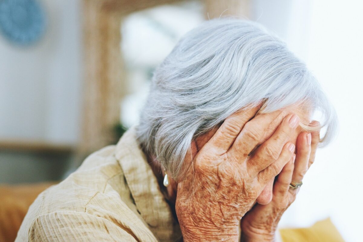 Azzal vádolja a mozgássérült anyós a menyét, hogy nem ad neki elég ételt