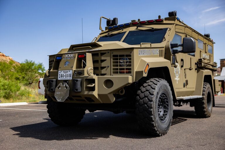 Példátlan lövöldözés tört ki az USA-ban – még a SWAT is kivonult a helyszínre