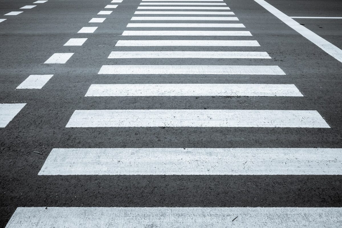 Halálra gázoltak egy 13 éves fiút a gyalogátkelőn – közel 10 milliárdos kártérítést kap a család