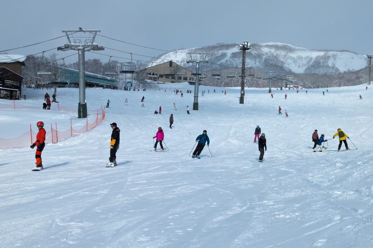 Halálos balesetet szenvedett egy 5 éves kisfiú a sípályán