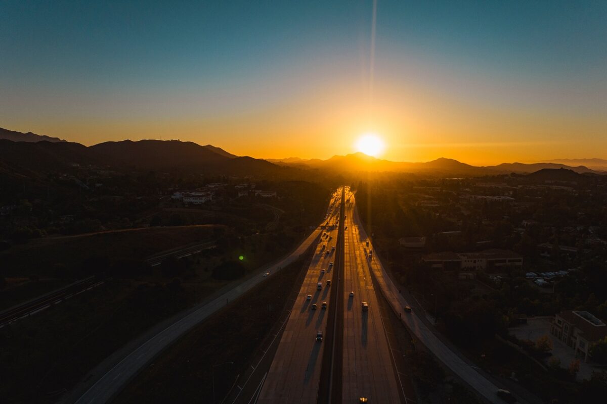 Két gyermek meghalt egy tragikus autóbalesetben – egy sofőrt letartóztattak a rendőrök