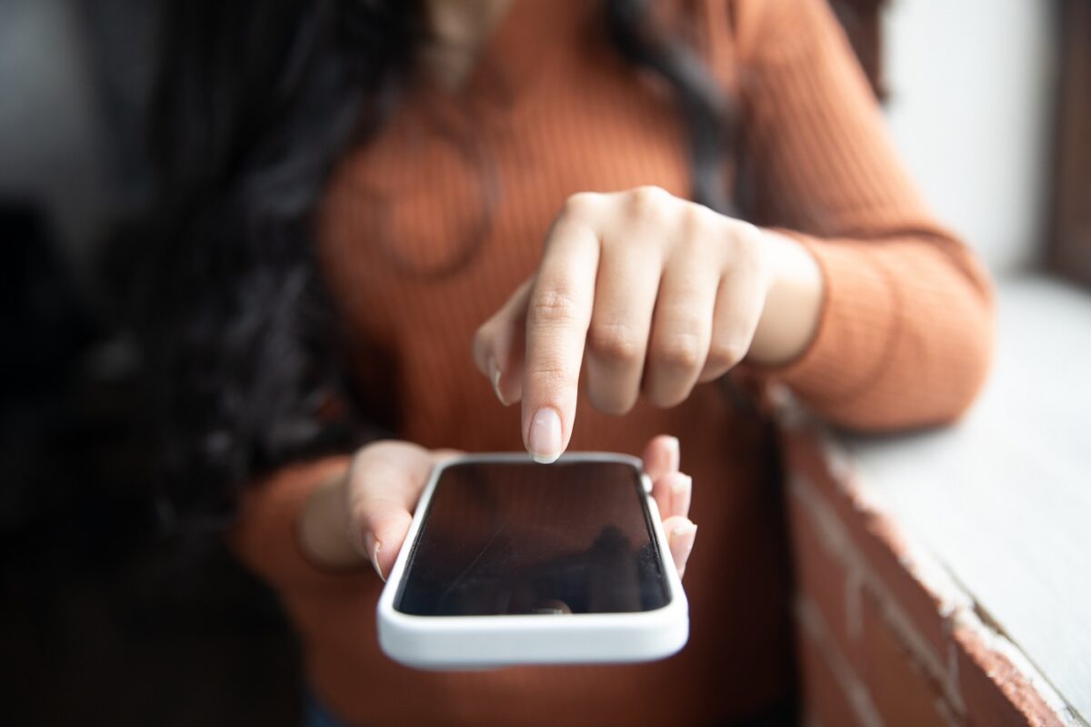 Egy nő felkutatott egy idegent, aki 17 éve adta meg a telefonszámát