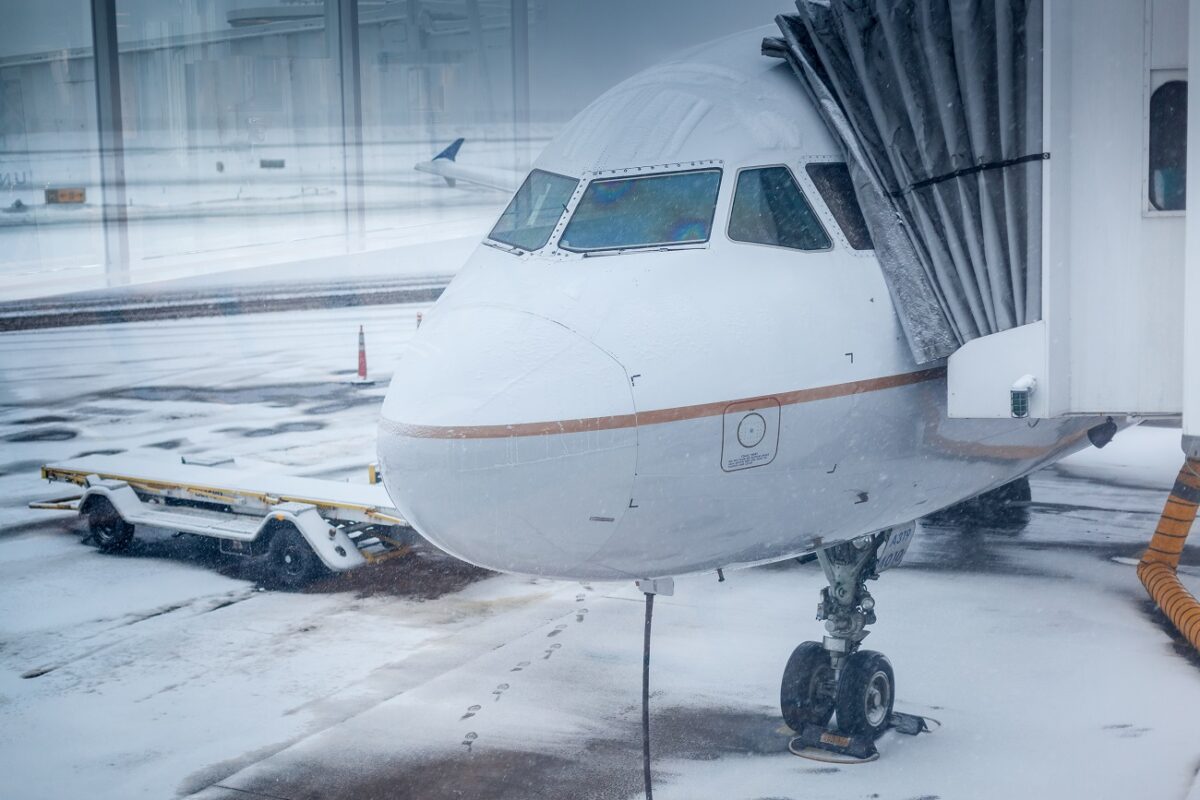Halálra gázoltak egy 47 éves férfit a repülőtéren – fiatal sofőr gázolta el munka közben