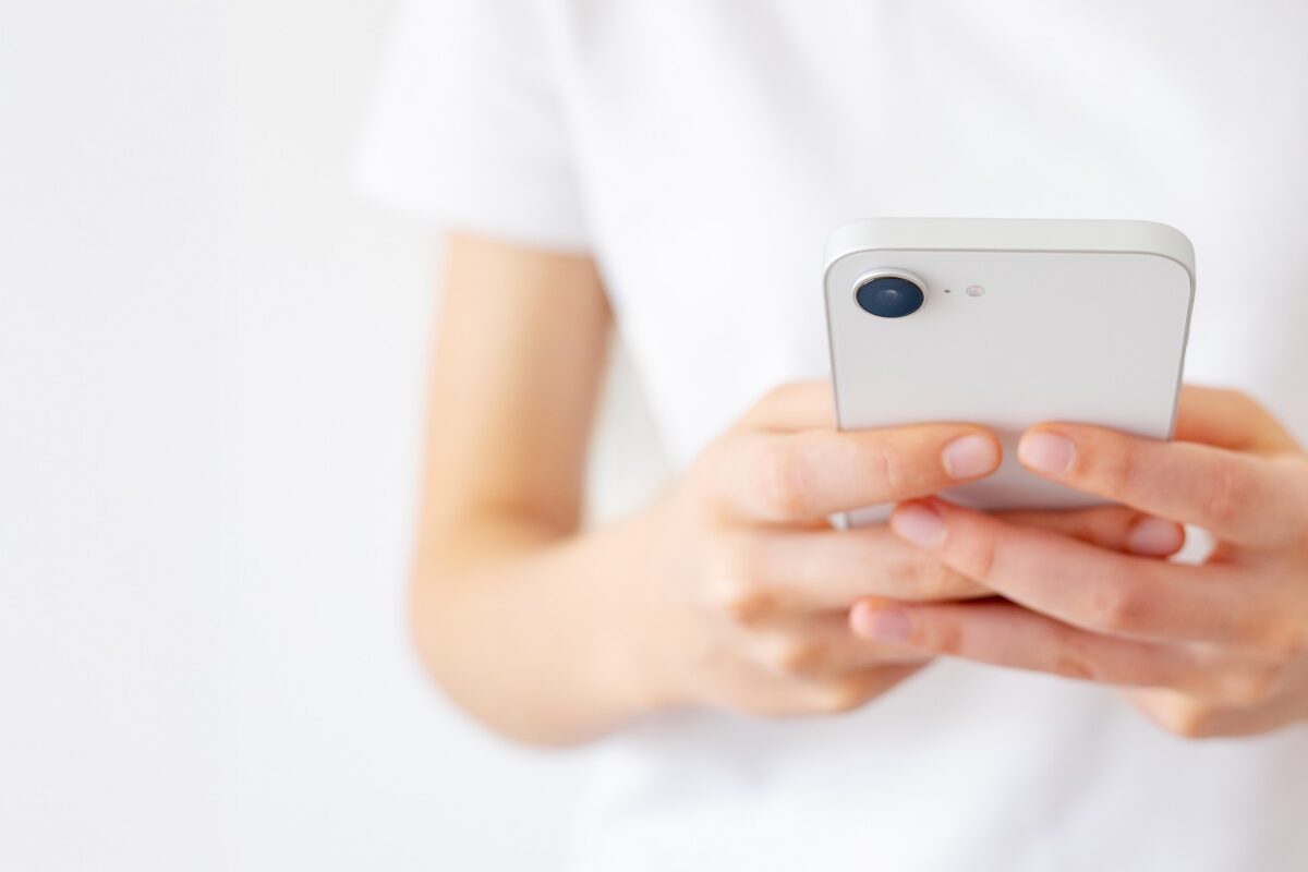 Csodájukra jár az internet – 4 év van a testvérpár között, mégis „szinte” egyforma méretűek