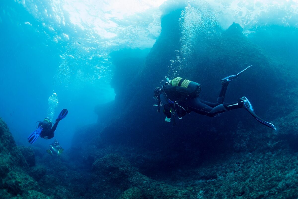 Különleges világrekordot állított fel víz alatt egy 15 éves lány