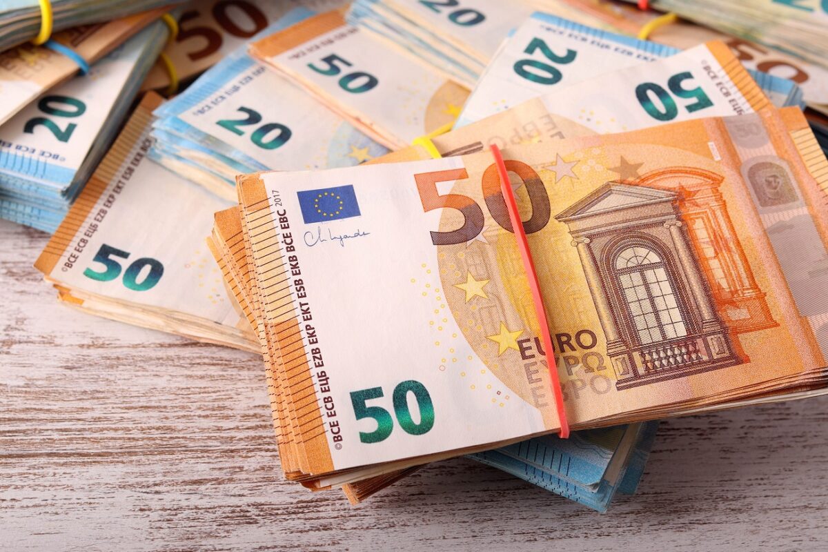 Ennyiért kaphatunk most eurót, ha váltani szeretnénk