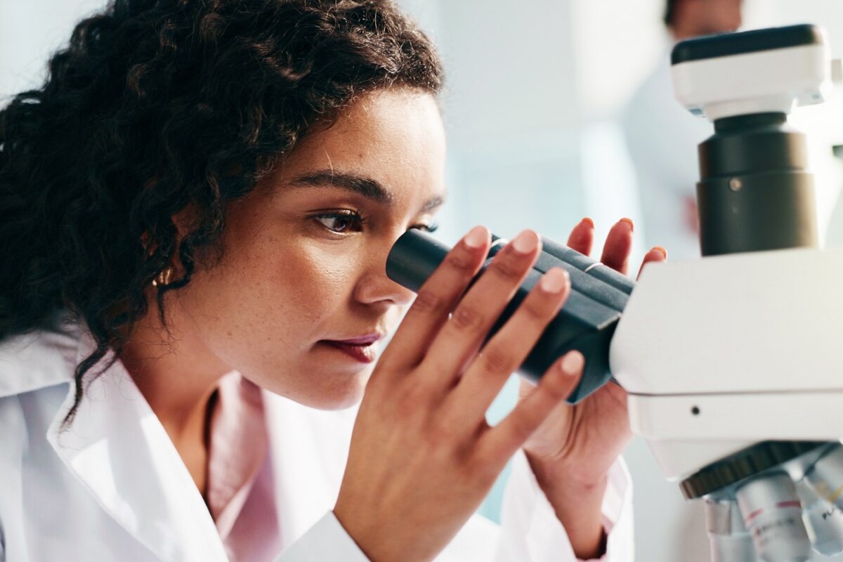 Megfejtették a természet titkát – így készül a ritka rákellenes növényi vegyület