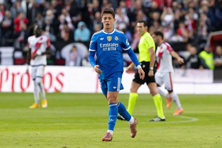 Egy váratlan üzlet részeként Arad Güler Manchesterben köthetne ki