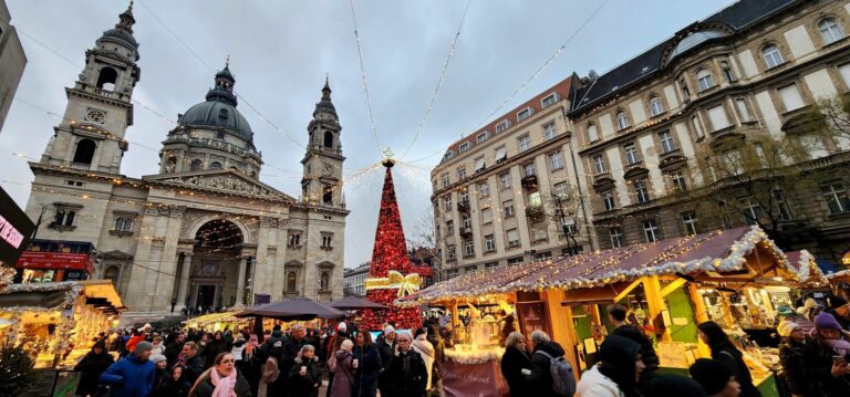 Borult, párás idő uralja az országot