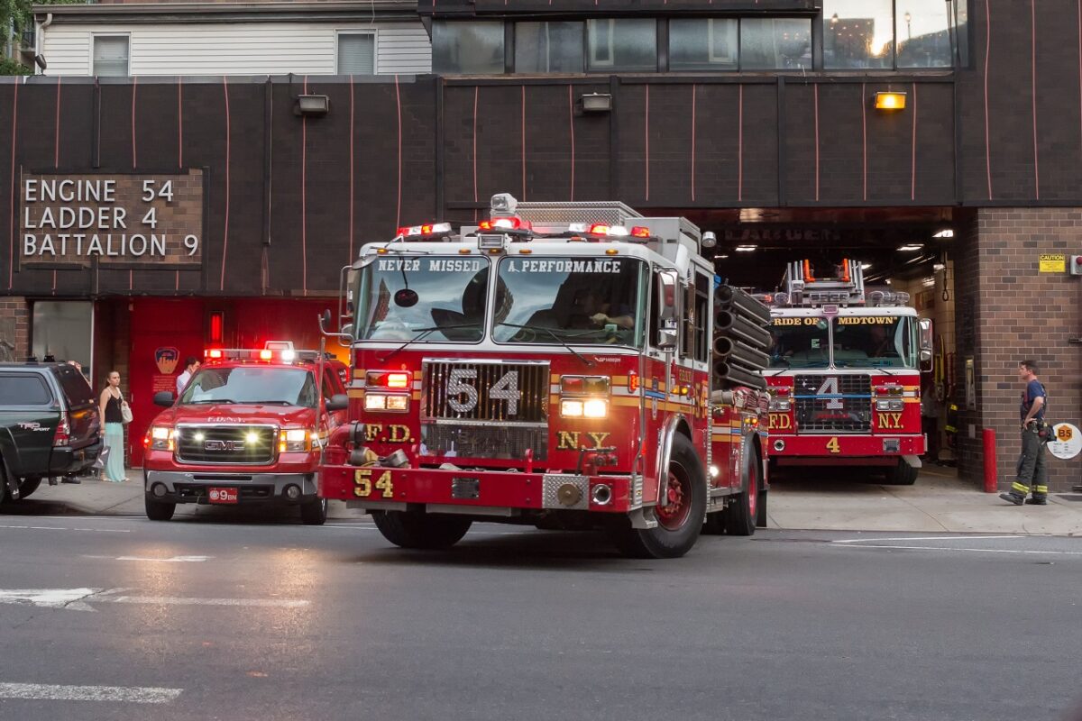 Tömegek búcsúztak az elhunyt tűzoltótól – egy igazi legenda és példakép távozott