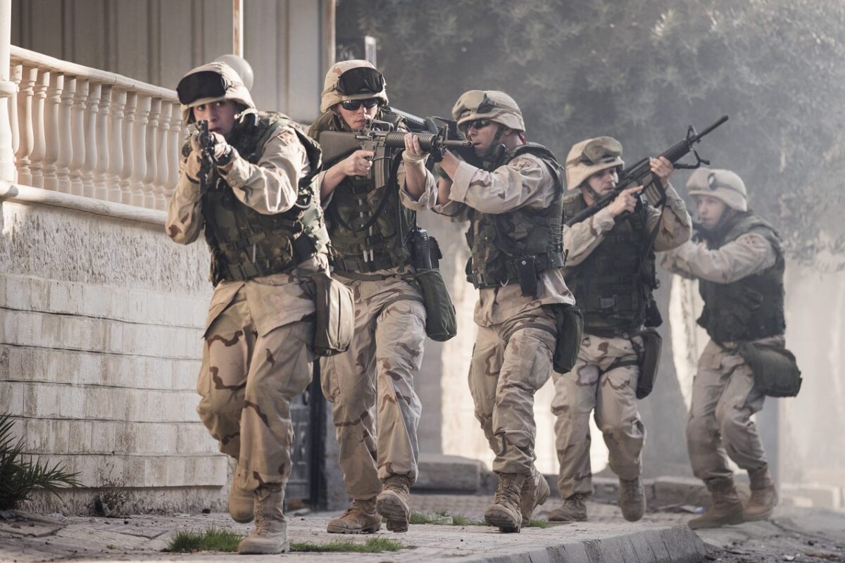 Henry Cavill drámai háborús filmje a Netflixen egyik pillanatról a másikra vált felkapottá