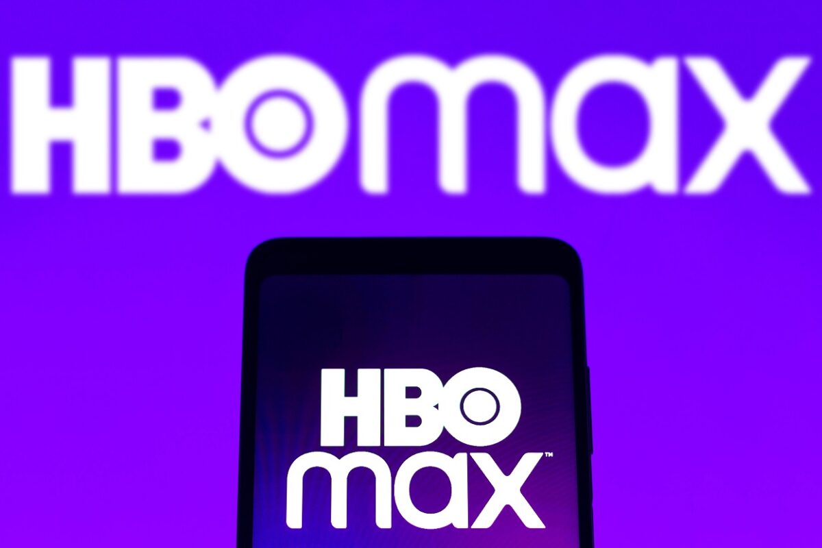 A kritikusok áradoznak az új Trónok harca sorozatról, addig, a nézők nem kímélik