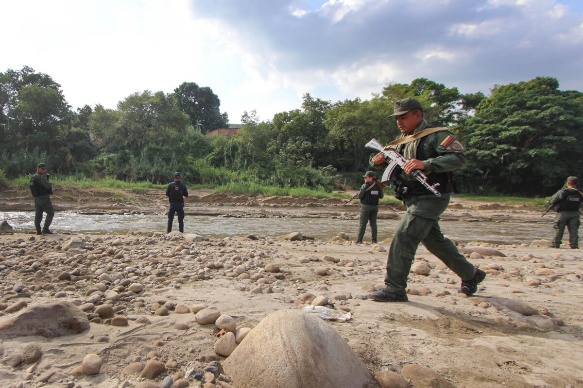 Venezuelában teljes katonai készültség van az USA támadása után