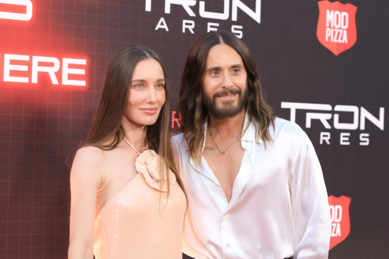 Három hónap szenvedés után fordult a kocka – tömegek nézik a megbukott sci-fit