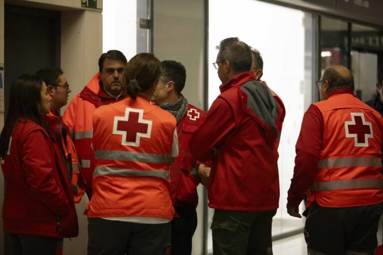 Rendkívüli információk érkeztek az éjjeli vonatszerencsétlenségről – tovább nőtt a halottak száma