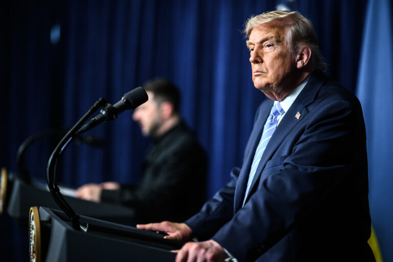 Történelmi és rendkívüli bejelentéseket tett az amerikai kormány szombaton