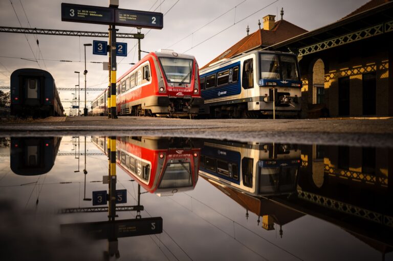 Tömegeket érintő rendkívüli hajnali bejelentést tett a MÁV egy váratlan probléma miatt