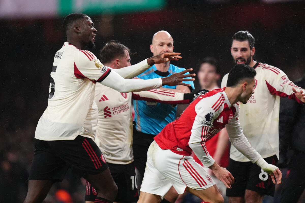 Most mindenki a Liverpool és az Arsenal balhéjáról beszél