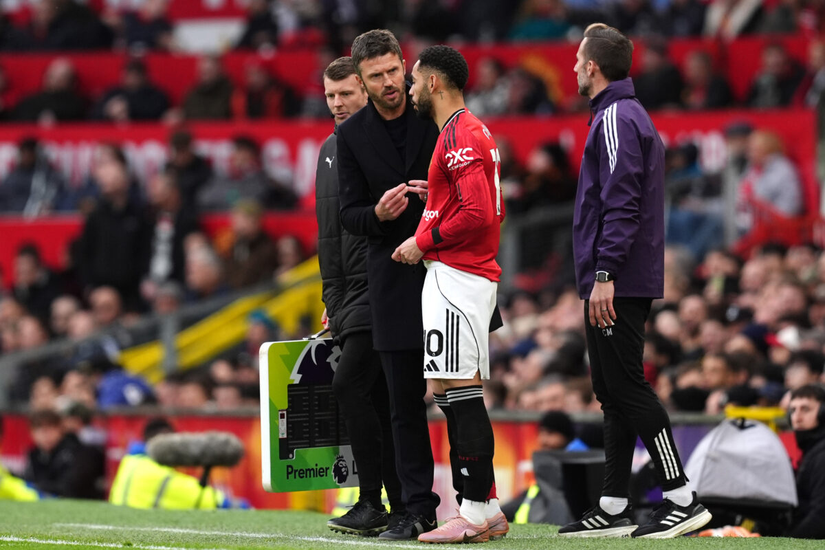 Hiába a hatalmas győzelem a City ellen, megint edzőt válthat a Manchester United