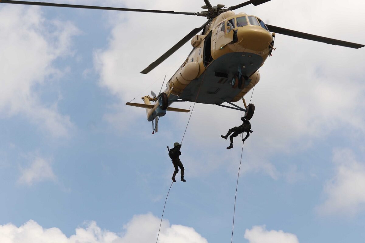 Több mint 150 templomi hívet raboltak el – motorokat kérnek váltságdíjnak