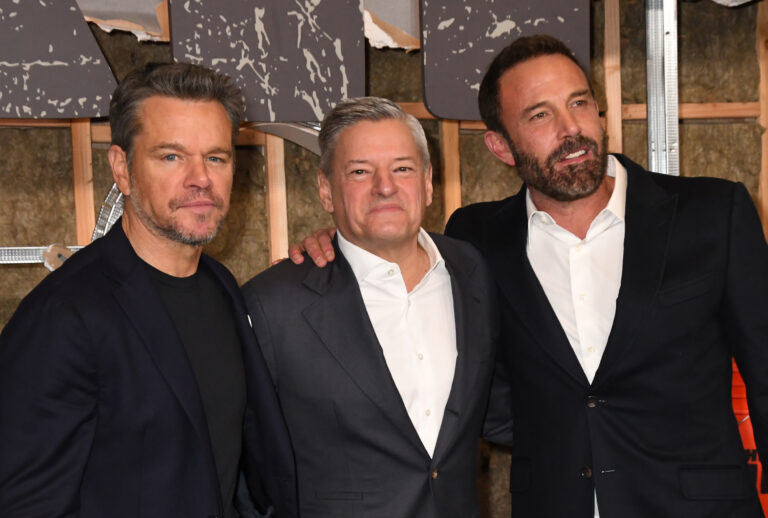 Ezt tudja Matt Damon és Ben Affleck legújabb közös filmje a Netflixen