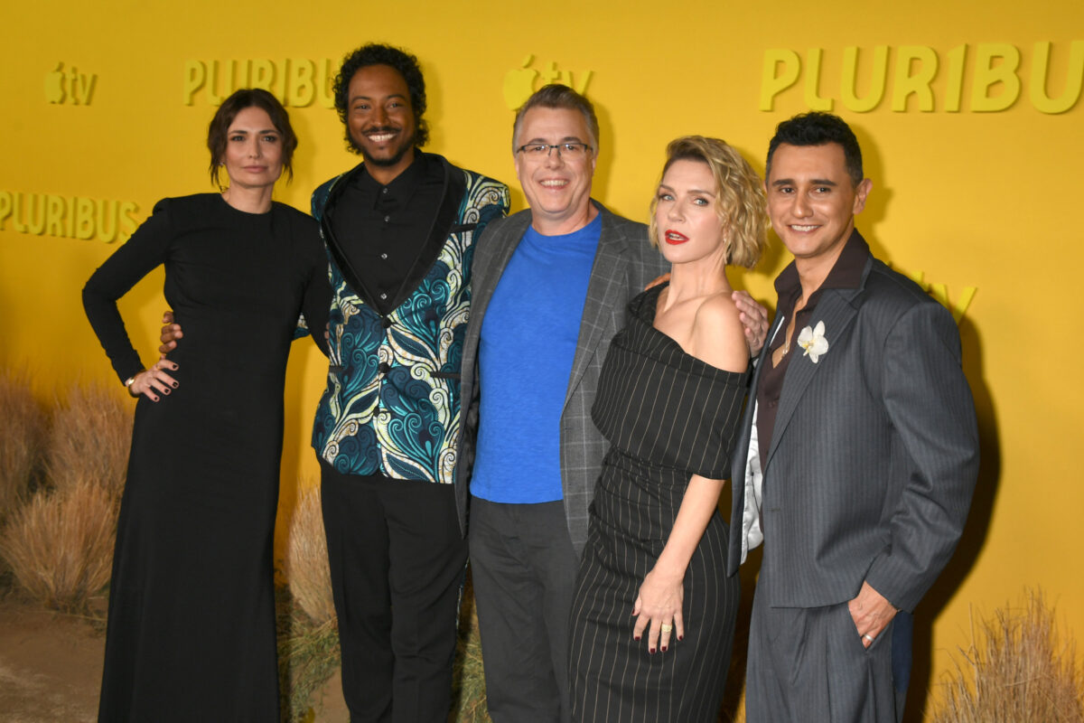 Szinte tökéletesre értékelték az új sci-fi sorozatot, mégis támadják