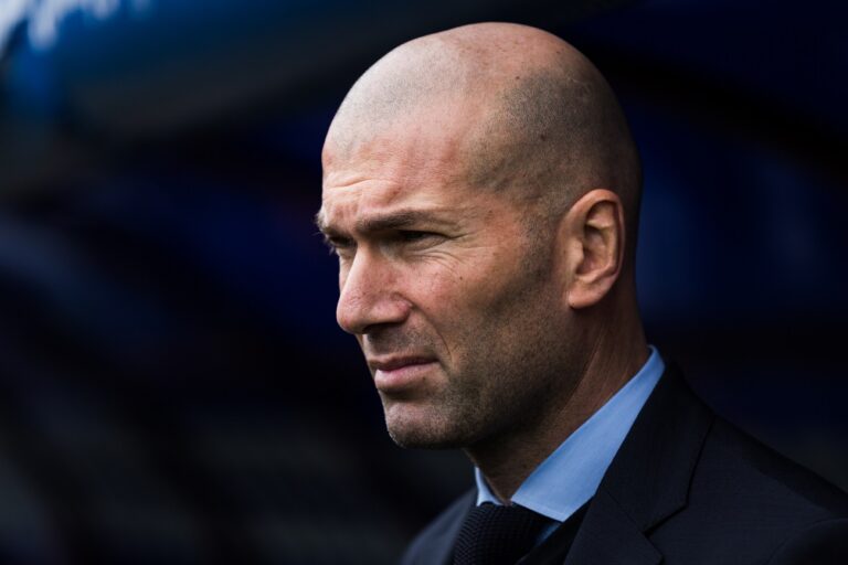 Közel Zidane visszatérése, de nem költözik Manchesterbe