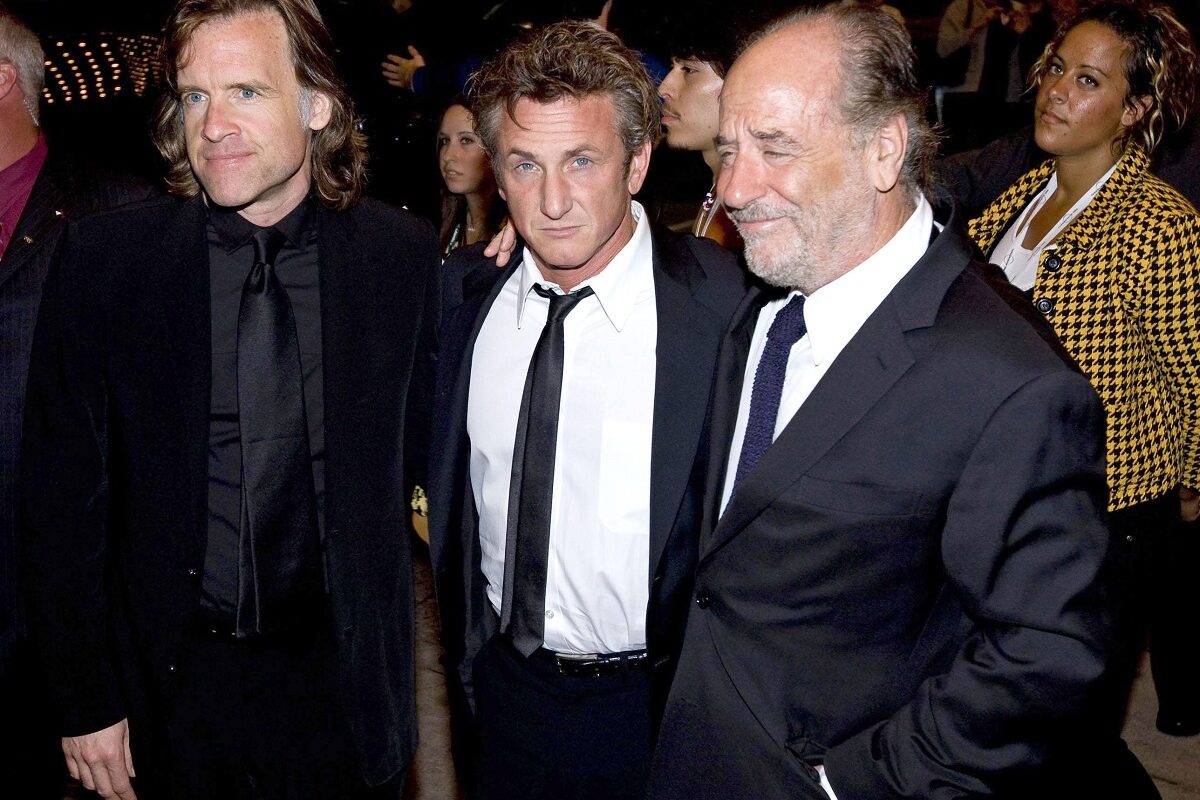 Bejött neki az élet – így néz ki a 65 éves ismert színész sokkal fiatalabb barátnője