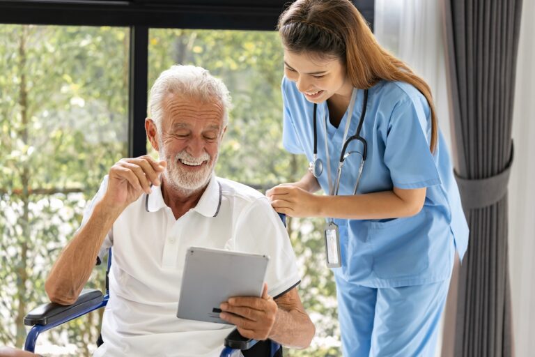 Egy 10 másodperces mozdulat, ami segíthet megelőzni az Alzheimer‑kórt