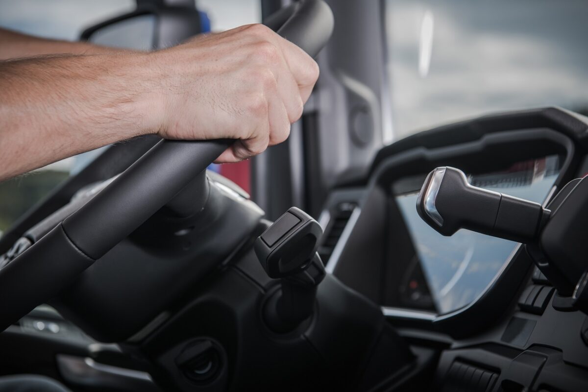 A 22 éves kamionos saját magára hívta ki a rendőröket Sopronnál