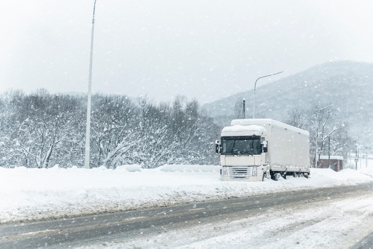 Rendkívüli közlemény érkezett – tovább durvul a hóhelyzet, nagyon nehéz órák jöhetnek