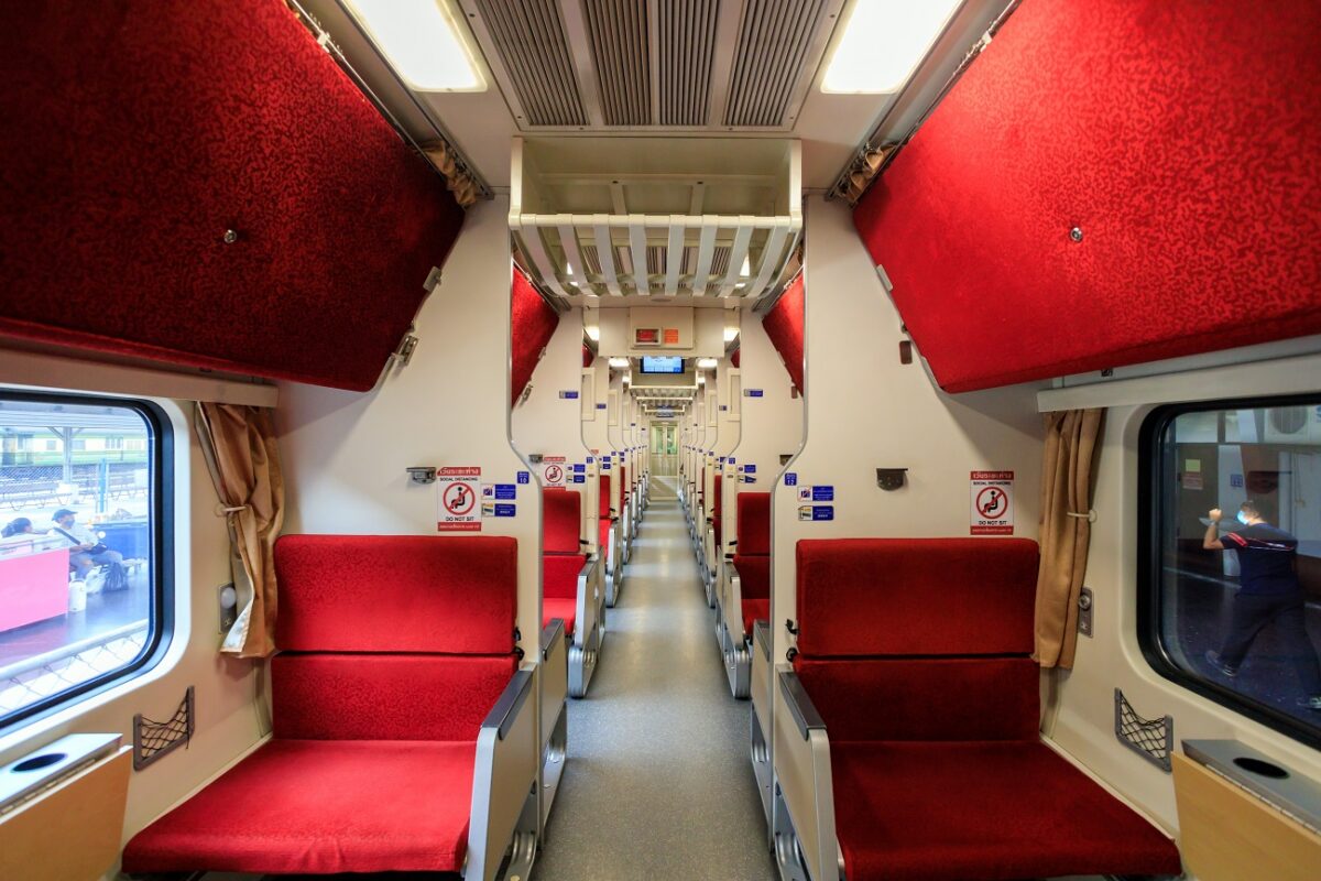 Rendkívül súlyos vonatbaleset történt – eddig 22 ember halálát erősítették meg