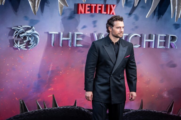 Amire a fél világ várt – Henry Cavill Hegylakóként