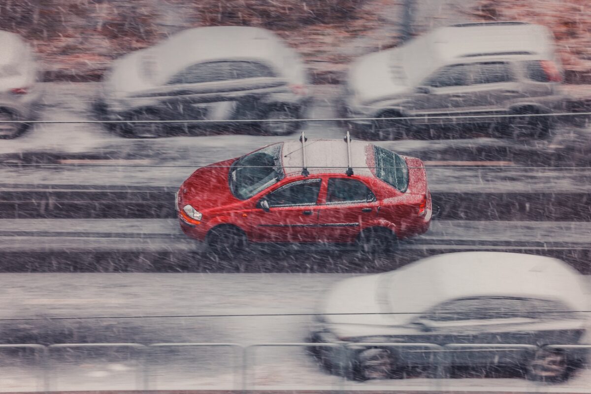Már jelentős készültség van érvényben a súlyos hóhelyzet miatt