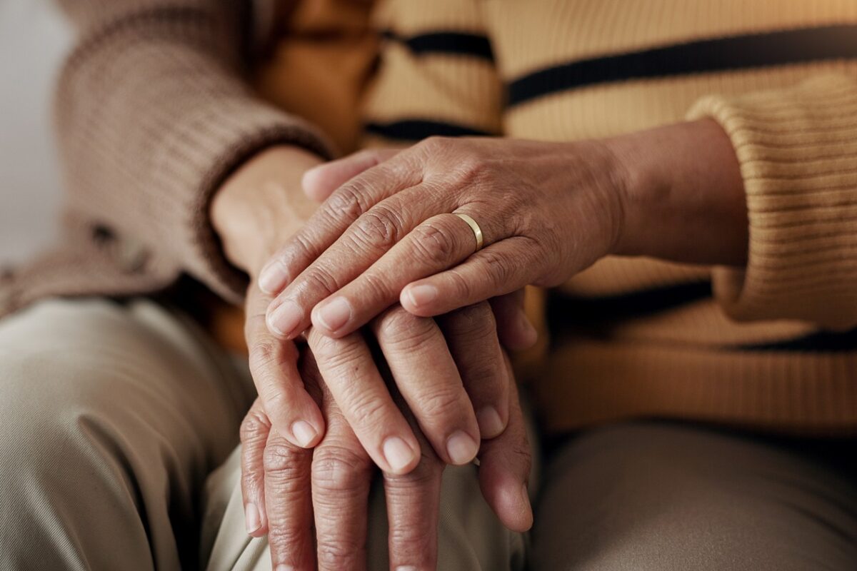 Egy Alzheimer-kórral élő férfi vette újra feleségül élete szerelmét