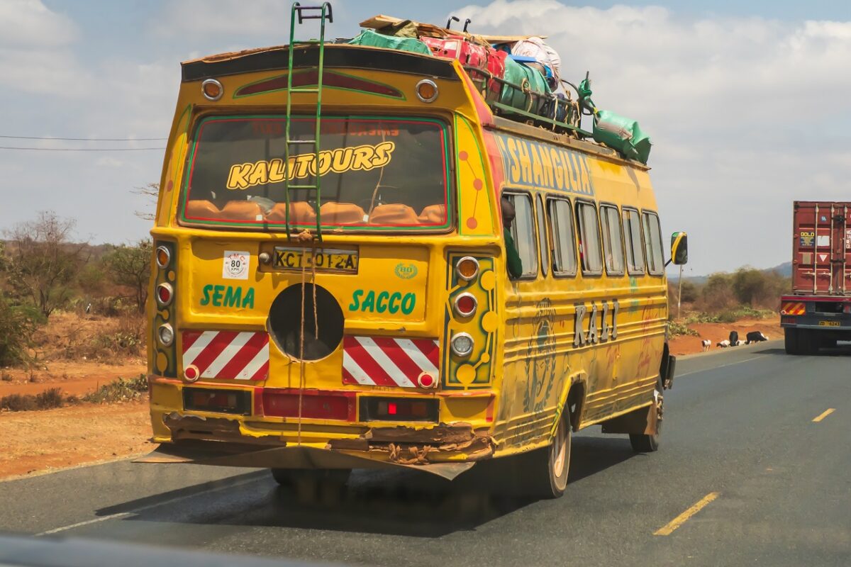 11-en vesztették életüket egy borzalmas autóbalesetben