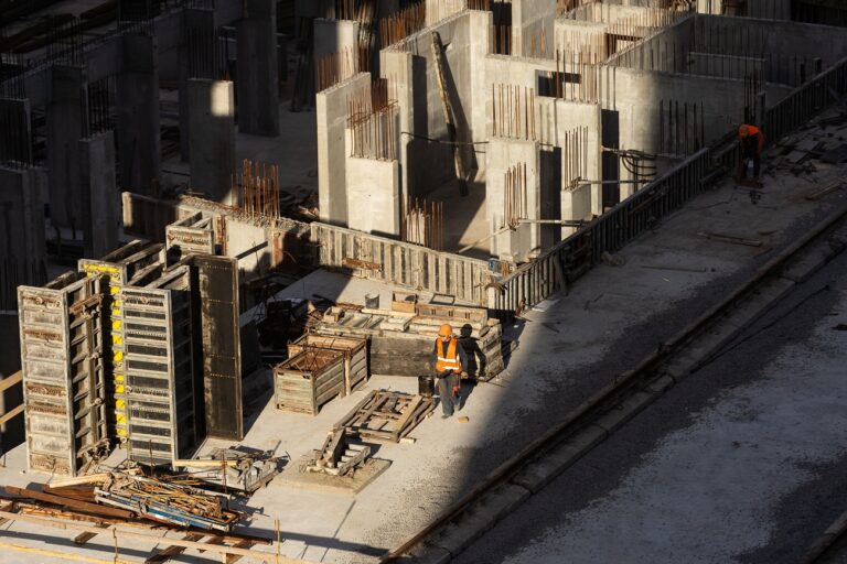 Holtan találtak egy 91 éves nyugdíjast egy építkezésen – hetek óta keresték a nagyapát