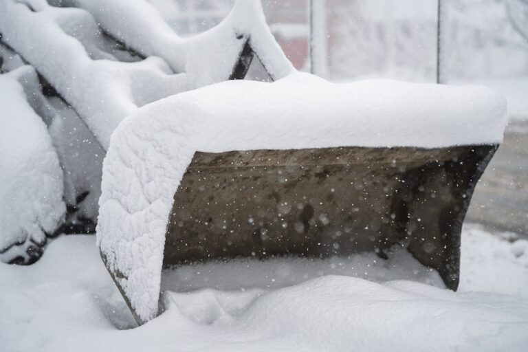 Rendkívüli közlemény – aki teheti, ezeken a területeken ne induljon útnak