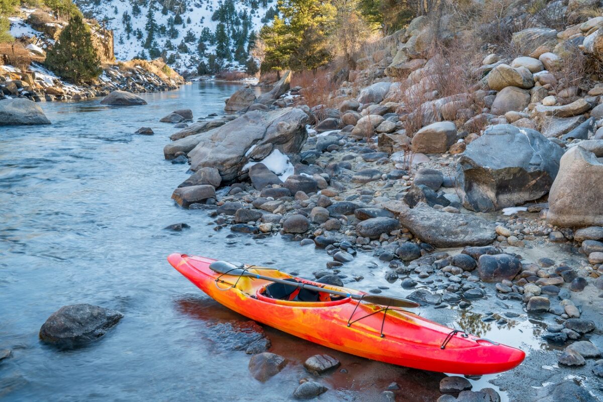 Holtan találtak rá a fiatal kajakosra – napokon át kutattak utána