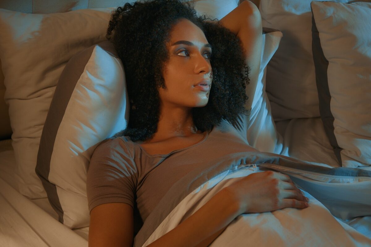 A 7 óránál kevesebb alvás éveket vehet el az életünkből