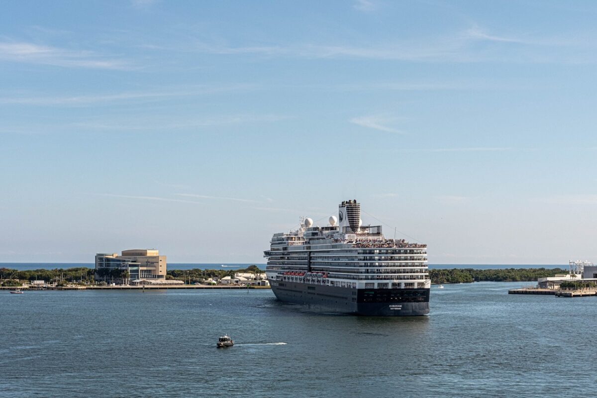 Vízbe zuhant egy 77 éves nyugdíjas nő szilveszterkor, továbbra sem találják