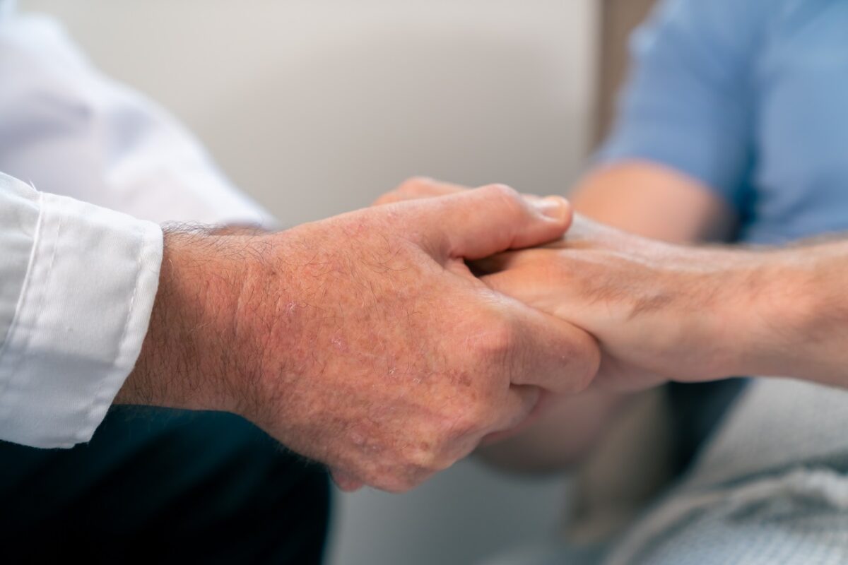 Pár órával az orvosi vizsgálat után halt meg egy 38 éves anya az otthonában