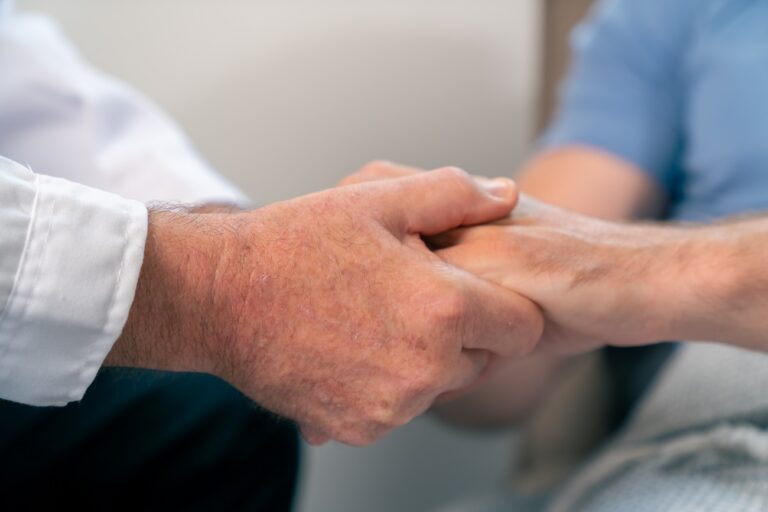 Pár órával az orvosi vizsgálat után halt meg egy 38 éves anya az otthonában