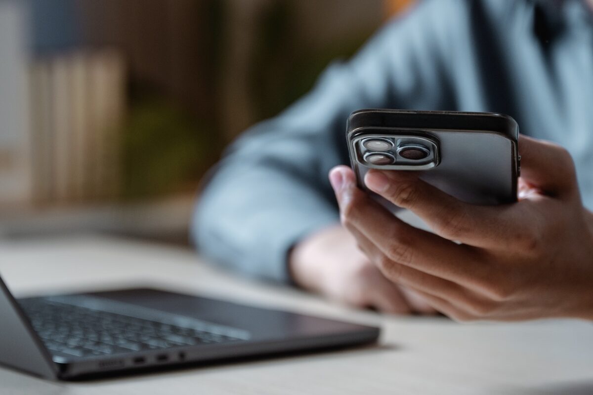 Súlyos figyelmeztetést küldött az ügyfeleknek az egyik legnagyobb mobilszolgáltató