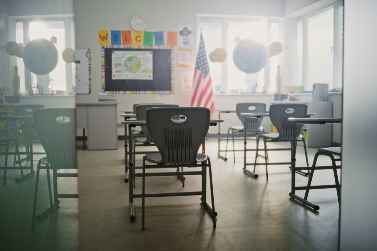 Rekordot döntött egy tanárnő – 61 éven át tanított ugyanabban az iskolában